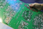 有一臺這樣的金相切割機，切個PCB板跟玩兒一樣！